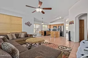 7942 W Kimberly Way, Glendale, AZ 85308 - Photo 4