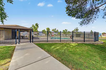 3306 S Parkside Drive, Tempe, AZ 85282 - Photo 26