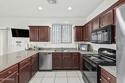 7359 W Cambridge Avenue, Phoenix, AZ 85035 - Photo 12