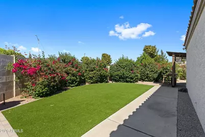 8480 E Coolidge Street E, Scottsdale, AZ 85251 - Photo 28