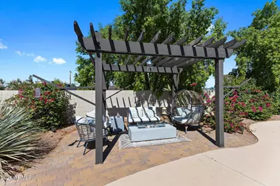 8480 E Coolidge Street E, Scottsdale, AZ 85251 - Photo 32