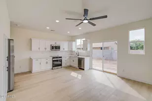 6024 S 11th St, Phoenix, AZ 85042 - Photo 12