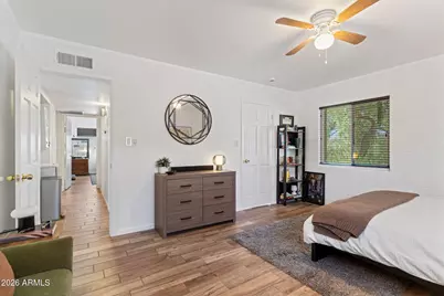 3637 E Monterosa Street #17, Phoenix, AZ 85018 - Photo 12