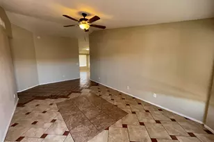6333 W Cocopah St, Phoenix, AZ 85043 - Photo 2