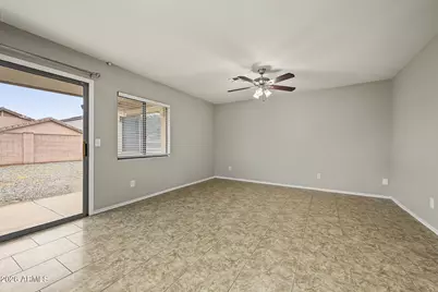 2820 S 64th Drive, Phoenix, AZ 85043 - Photo 4
