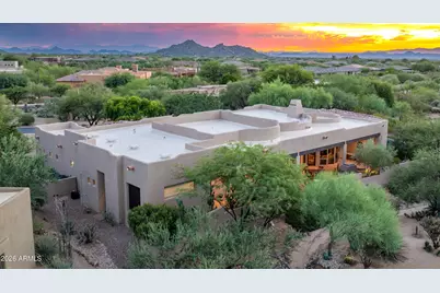 8650 E Staghorn Lane, Scottsdale, AZ 85266 - Photo 2