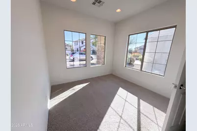 25852 W Lynne Lane, Buckeye, AZ 85326 - Photo 16
