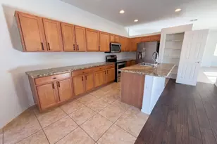 25852 W Lynne Ln, Buckeye, AZ 85326 - Photo 2