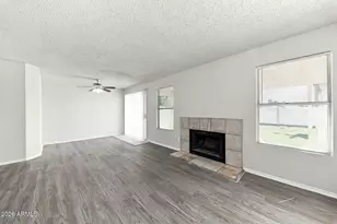 1401 E Kerry Ln, Phoenix, AZ 85024 - Photo 4