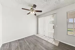 1401 E Kerry Ln, Phoenix, AZ 85024 - Photo 8