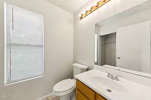 1401 E Kerry Ln, Phoenix, AZ 85024 - Photo 24