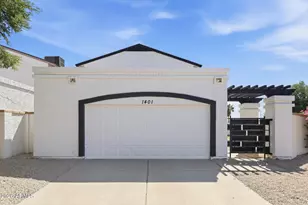 1401 E Kerry Ln, Phoenix, AZ 85024 - Photo 1