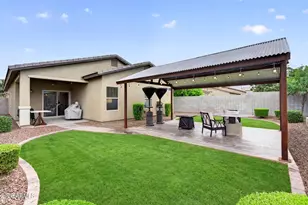827 W Banyan Ave, San Tan Valley, AZ 85140 - Photo 32