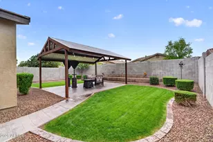 827 W Banyan Ave, San Tan Valley, AZ 85140 - Photo 34