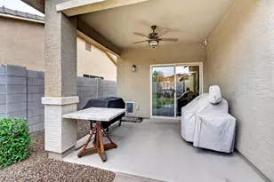 827 W Banyan Ave, San Tan Valley, AZ 85140 - Photo 28