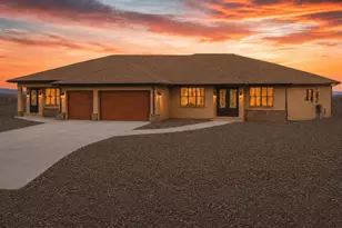 24314 W Fernwood Ct, Wittmann, AZ 85361 - Photo 1