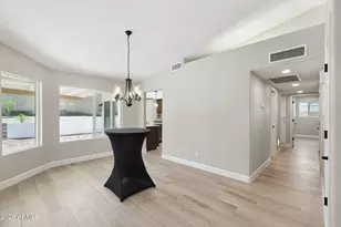 1007 E Grandview Rd, Phoenix, AZ 85022 - Photo 8