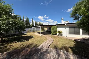 621 E Calavar Rd, Phoenix, AZ 85022 - Photo 28