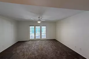621 E Calavar Rd, Phoenix, AZ 85022 - Photo 12