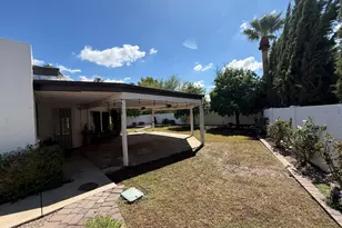 621 E Calavar Rd, Phoenix, AZ 85022 - Photo 26