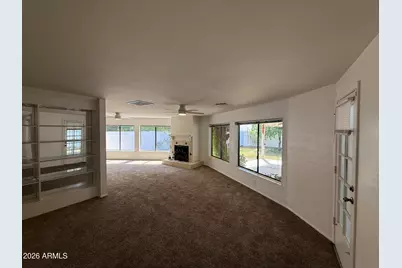 621 E Calavar Road, Phoenix, AZ 85022 - Photo 8