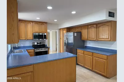 621 E Calavar Road, Phoenix, AZ 85022 - Photo 6