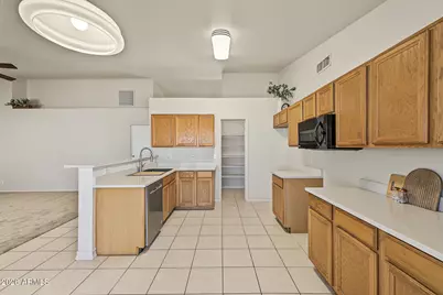 8024 E Dover Street, Mesa, AZ 85207 - Photo 10