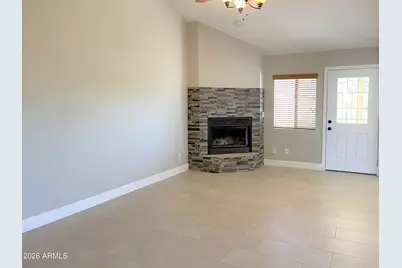 10235 N 31st Street #11, Phoenix, AZ 85028 - Photo 2