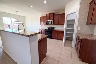 7025 S 251st Dr, Buckeye, AZ 85326 - Photo 2