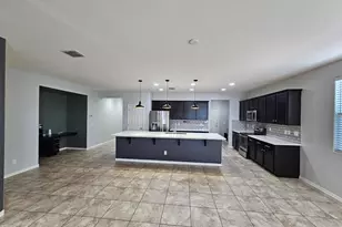 10155 W Los Gatos Dr, Peoria, AZ 85383 - Photo 8