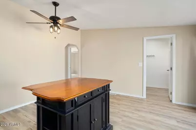 16608 W Gloria Lane W, Surprise, AZ 85387 - Photo 8