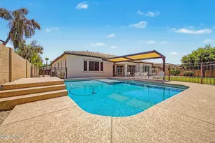 8406 W Louise Ct, Peoria, AZ 85383 - Photo 72