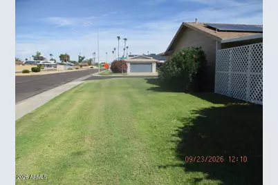 10643 W Roundelay Circle, Sun City, AZ 85351 - Photo 16