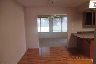 10643 W Roundelay Cir, Sun City, AZ 85351 - Photo 8