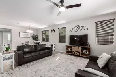 21188 W Almeria Road, Buckeye, AZ 85396 - Photo 10