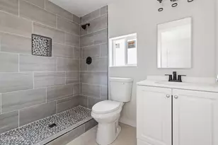 327 N 20th Ave, Phoenix, AZ 85009 - Photo 10
