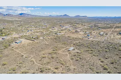 49625 N 15th Avenue #-, New River, AZ 85087 - Photo 8