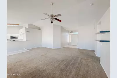 15329 N 85th Avenue, Peoria, AZ 85381 - Photo 4