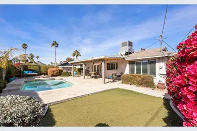 8631 E Vista Drive, Scottsdale, AZ 85250 - Photo 14
