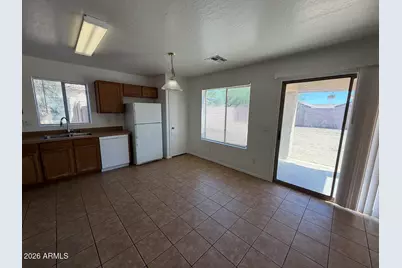 16005 W Larkspur Drive, Goodyear, AZ 85338 - Photo 4