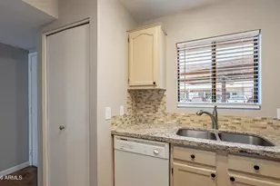 11666 N 28th Dr, Phoenix, AZ 85029 - Photo 8