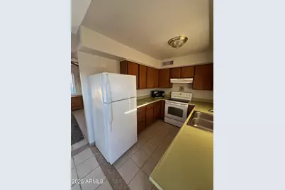 5518 E Lindstrom Lane #B6, Mesa, AZ 85215 - Photo 2