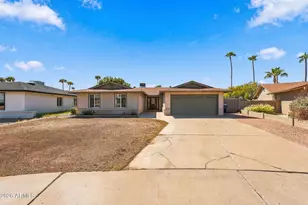 2301 E Alameda Dr, Tempe, AZ 85282 - Photo 20