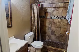 6818 W Pierson St, Phoenix, AZ 85033 - Photo 12