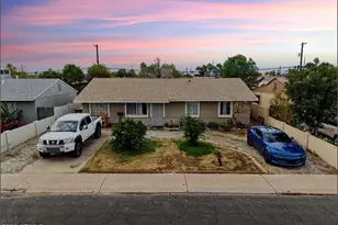 6818 W Pierson St, Phoenix, AZ 85033 - Photo 2