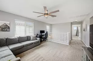 7629 W Fetlock Trail, Peoria, AZ 85383 - Photo 12