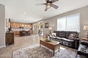 7629 W Fetlock Trail, Peoria, AZ 85383 - Photo 6