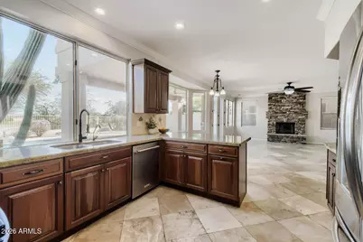 519 W Mountain Vista Drive, Phoenix, AZ 85045 - Photo 14