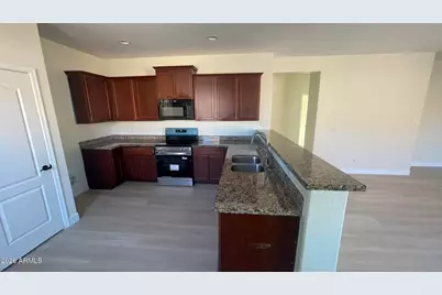 25422 W Maldonado Court, Buckeye, AZ 85326 - Photo 4