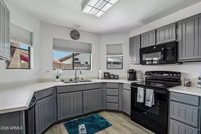 11226 W Townley Avenue, Peoria, AZ 85345 - Photo 10